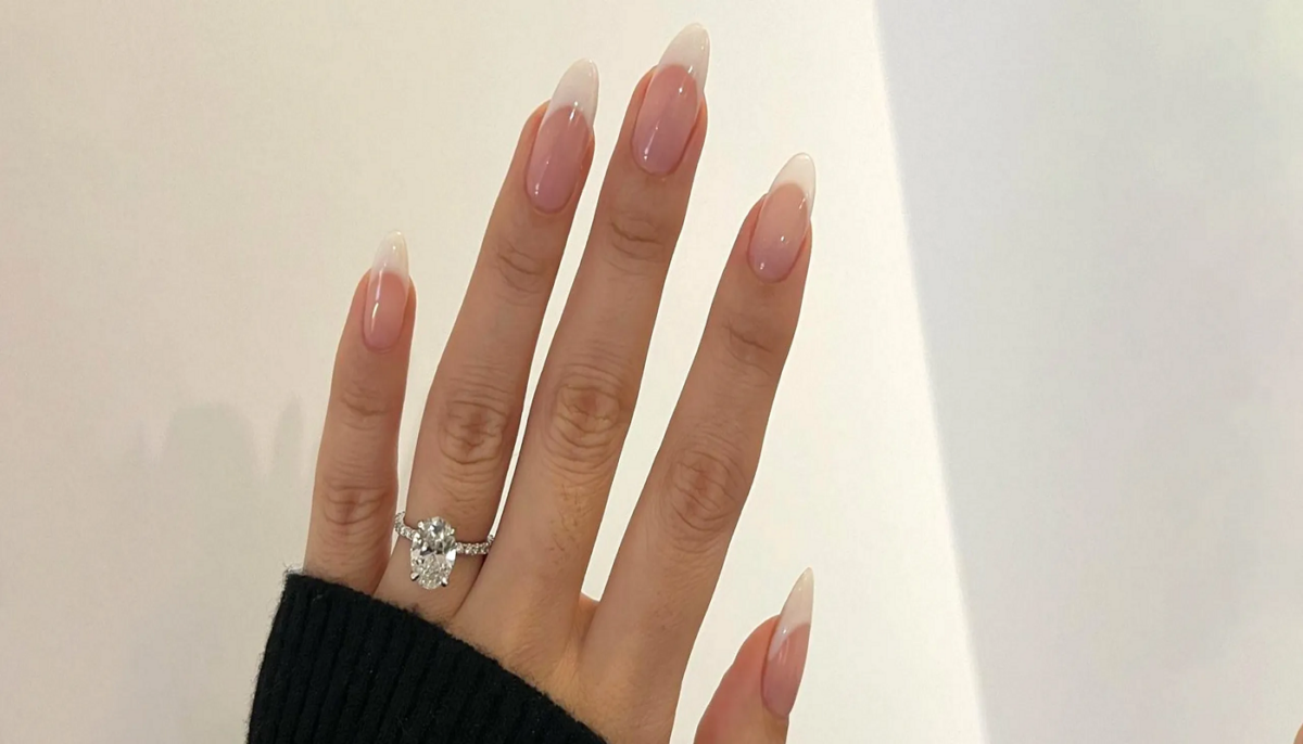 American French manicure, tendenza 2023